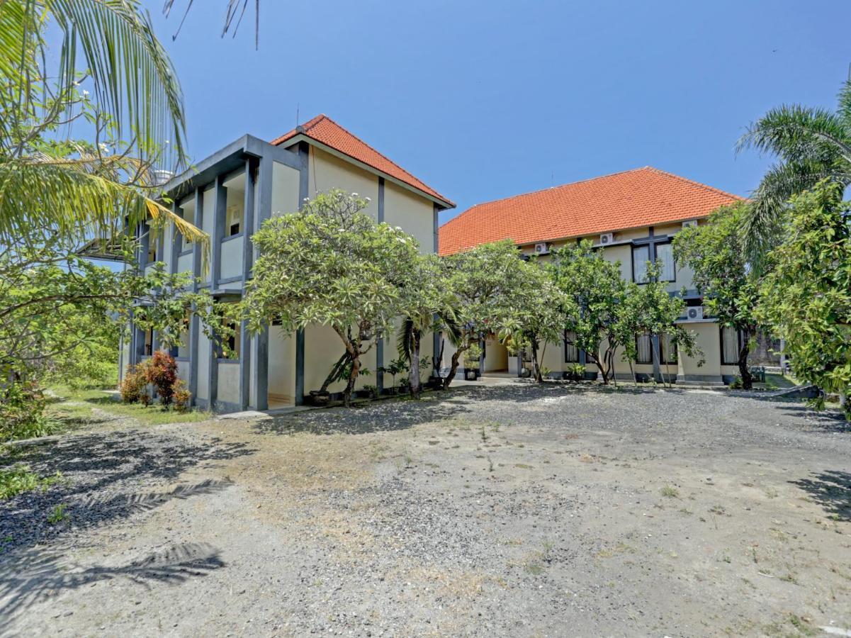 Oyo 3062 Pondok Wisata Dewata Ketewel Exterior photo